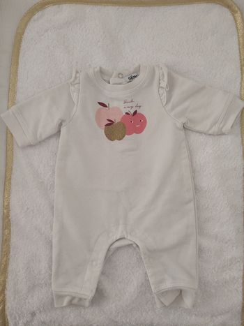 Lot de vêtements bébé fille 1 mois