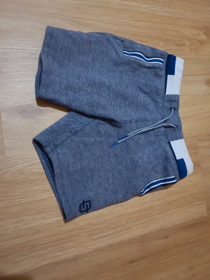 Short okaidi 6 ans - photo numéro 2