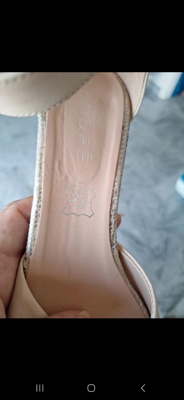 Chaussure - photo numéro 3