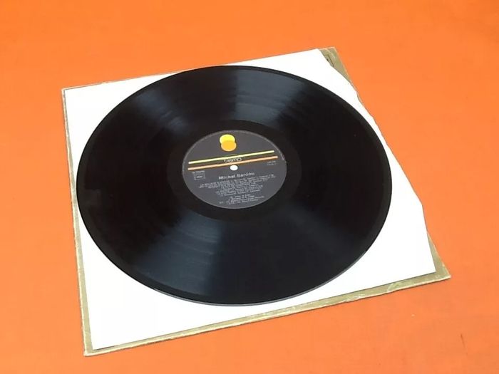 Vinyle 33 tours  Michel Sardou   La Maladie d' amour  disque d' or  (1977)  trema 310030 - photo numéro 4
