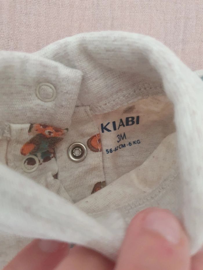 Sous pull 3 mois kiabi - photo numéro 2