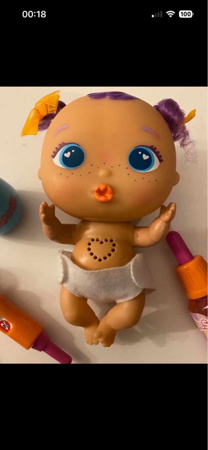 The Bellies  Poupon Interactive Muak (Famosa 700014564) Multicouleur