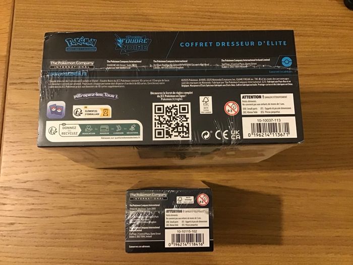Lot coffrets cartes Pokémon Foudre Noire ETB Bundle EV10.5 15 boosters collection - photo numéro 4