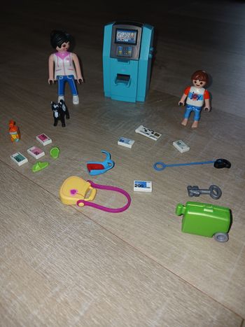 Playmobil distributeur