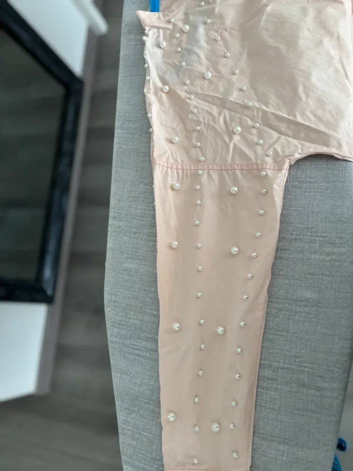 Chemise oversized avec perles blanches - photo numéro 2