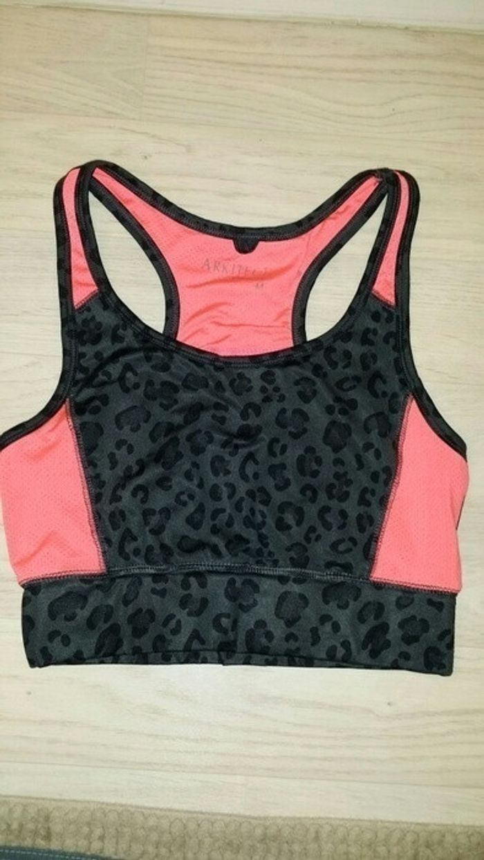 Brassière sport léopard et rose fluo