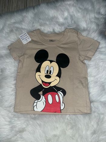 TEE shirt