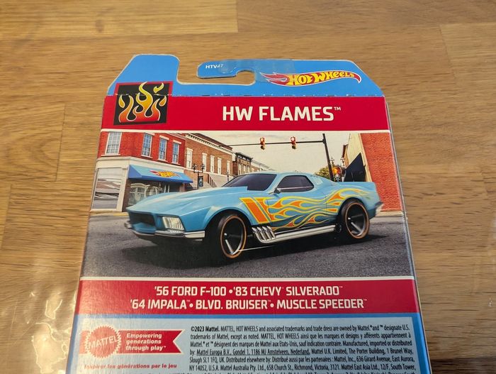 Coffret de 5 petites voitures HotWheels HW Flames Neuf - photo numéro 6