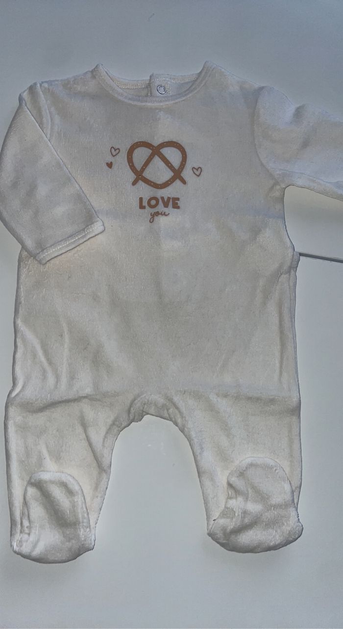 Pyjama - photo numéro 2