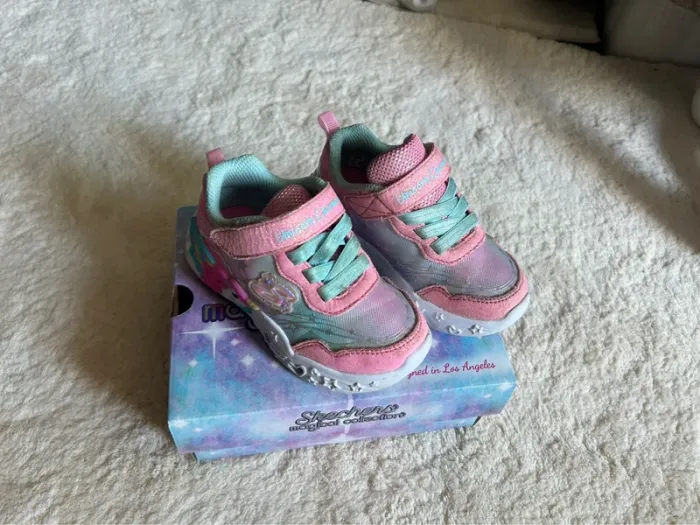 Baskets lumineuses licorne Sketchers fille 23 Tbe - photo numéro 2