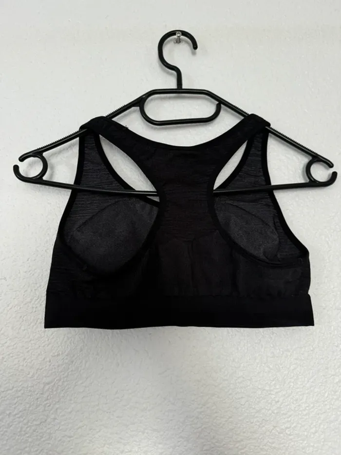 Brassière de sport noire - photo numéro 2