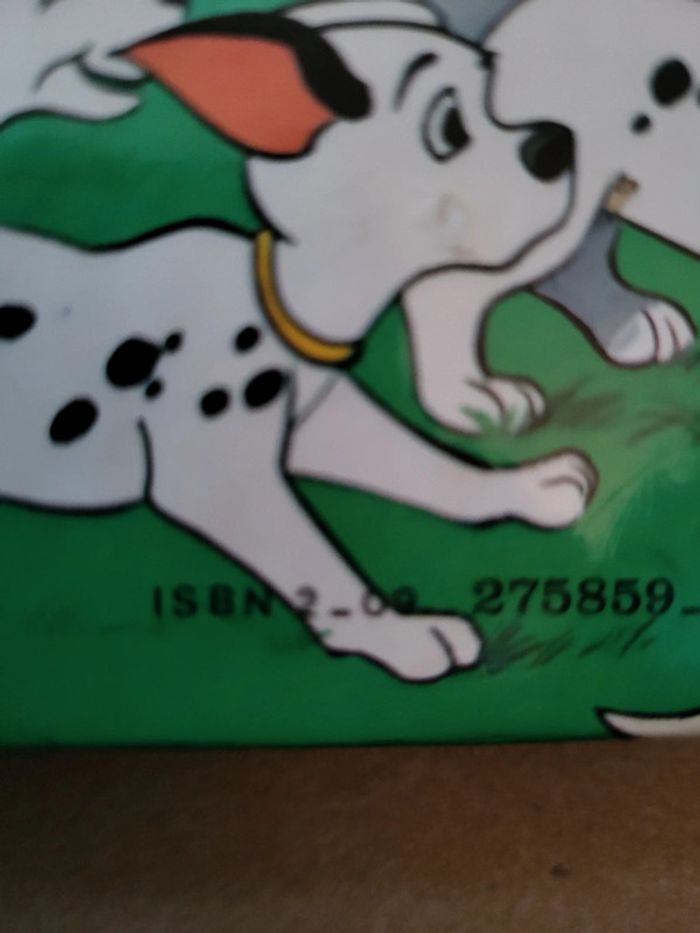 Livre 101 dalmatiens - photo numéro 3