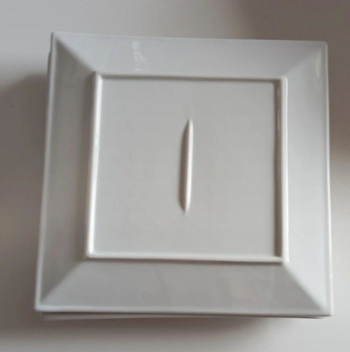 Lot d' assiettes carrées - photo numéro 2