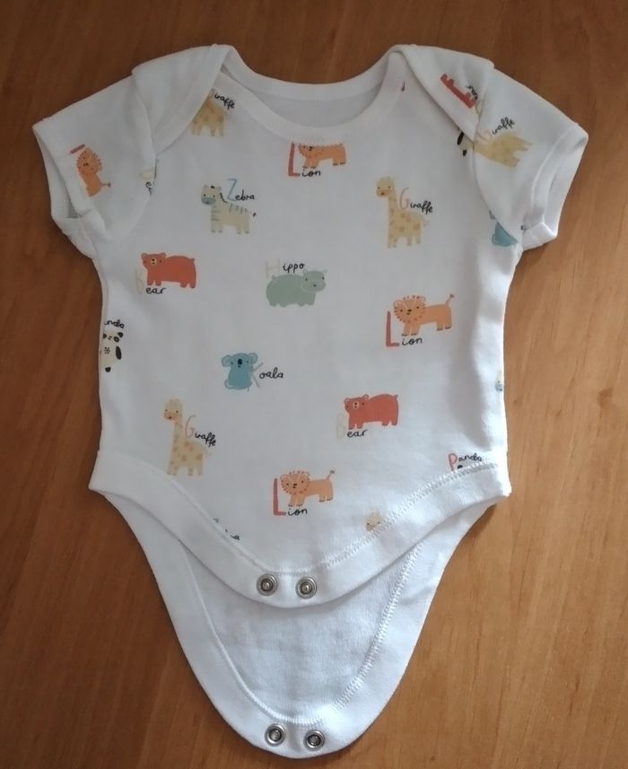 Lot de 3 Bodies manches courtes 0/1 mois garçon - photo numéro 4