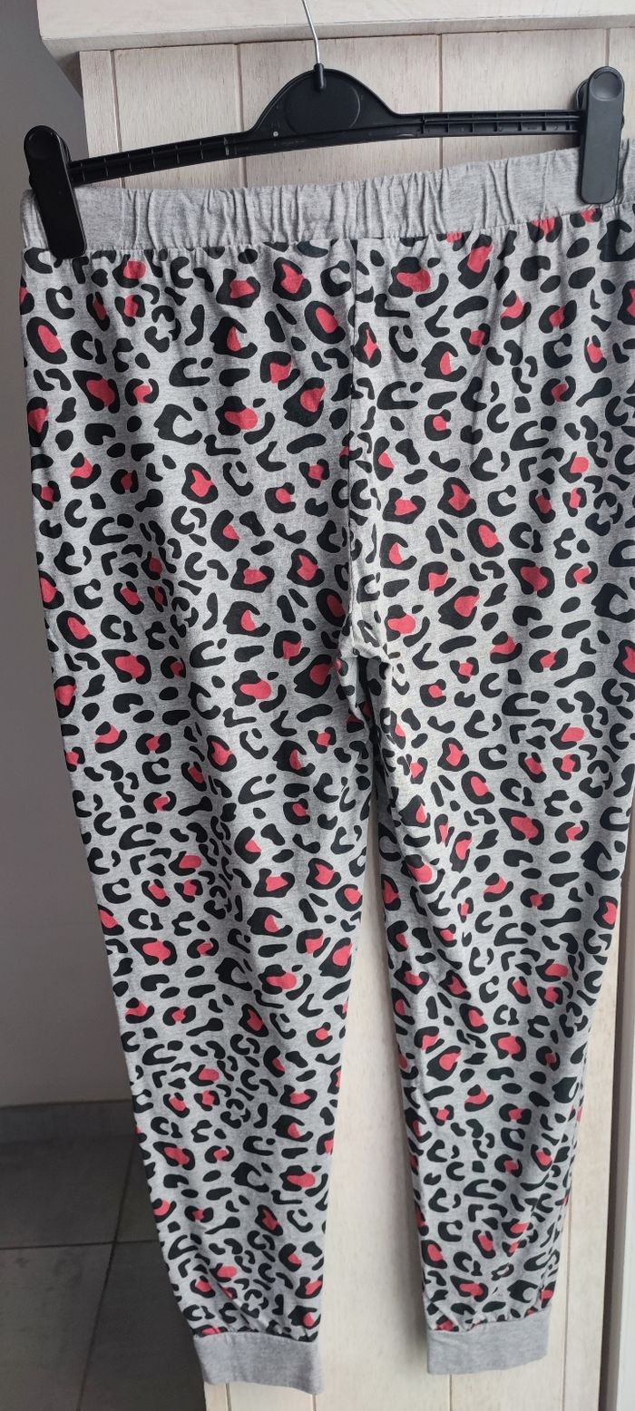 Bas de pyjama - photo numéro 2