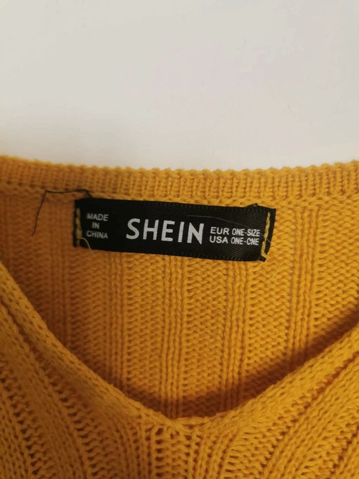 Croptop jaune tricoté Shein - photo numéro 3