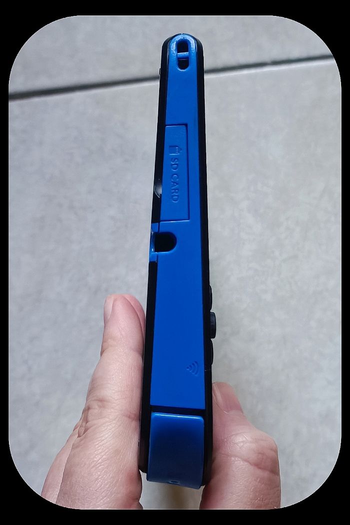 🎮 Console Nintendo 2DS noire/bleue 🎮 - photo numéro 6
