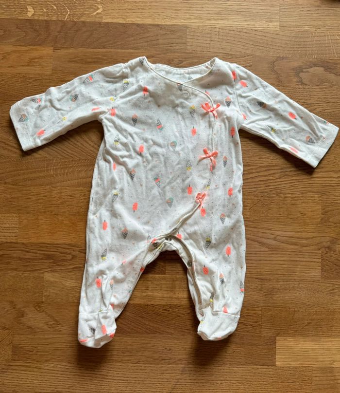 Pyjama tape à l'œil 1mois