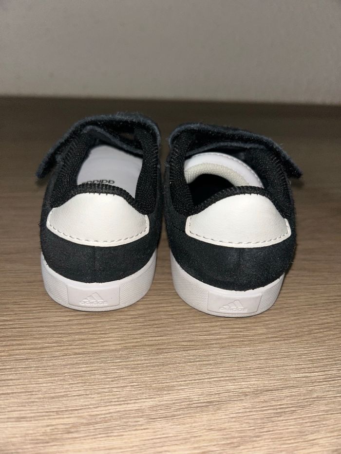 Chaussure bébé - photo numéro 3