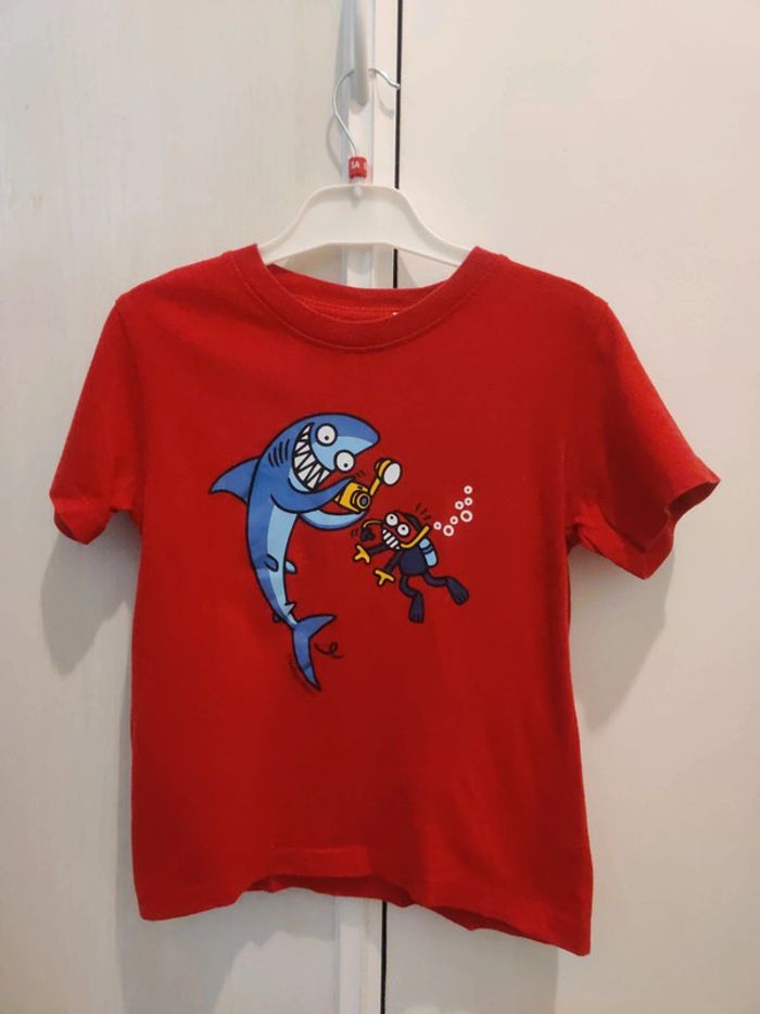 T shirt 4/5 ans