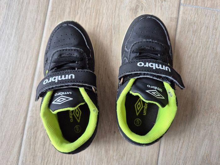 Baskets umbro - photo numéro 3