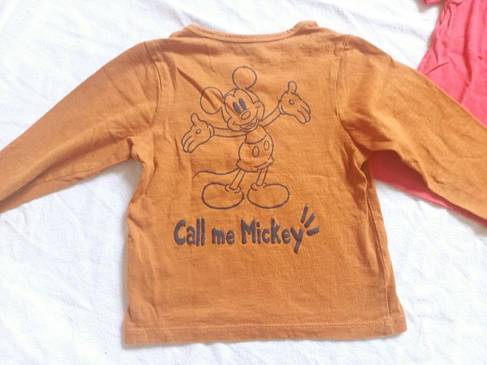 Lot de vêtements Disney 24 mois - photo numéro 6