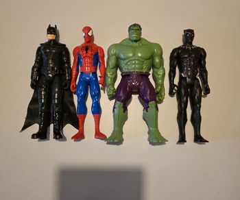 Lot figurine super héros 