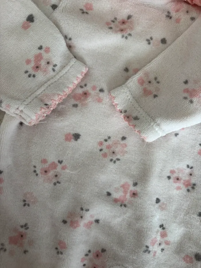 Pyjamas 0 mois - photo numéro 4