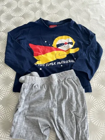 Pyjama taille 4 ans