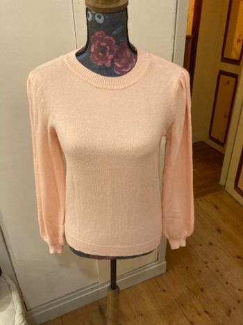 Joli pull très doux, taille 36