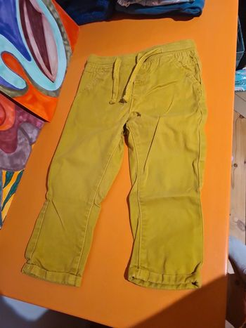 Pantalon jaune moutarde