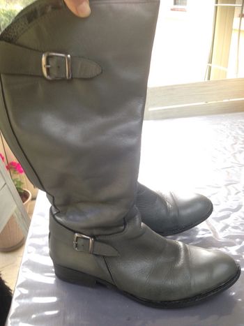 Bottes grises