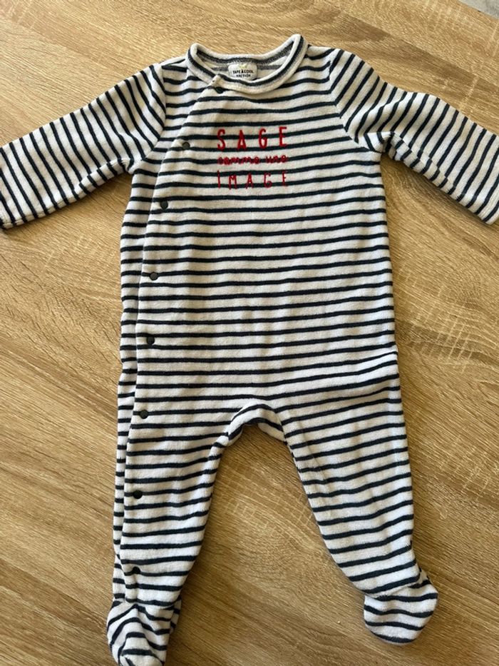 Pyjama à rayures Sage comme une image