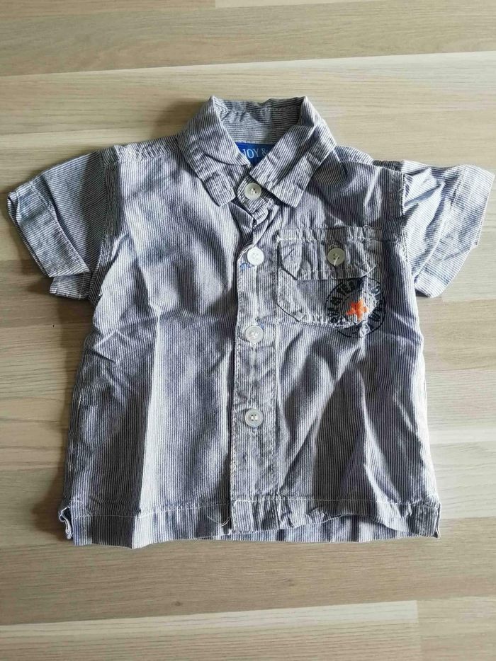 Chemise manches courtes taille 3 mois