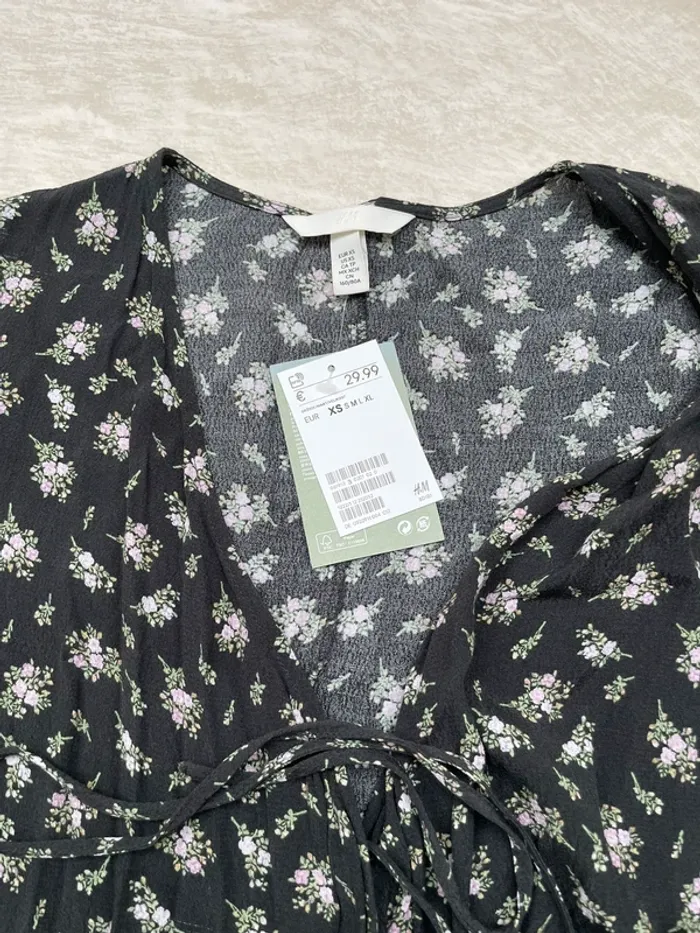 Robe floral cache-coeur - photo numéro 5