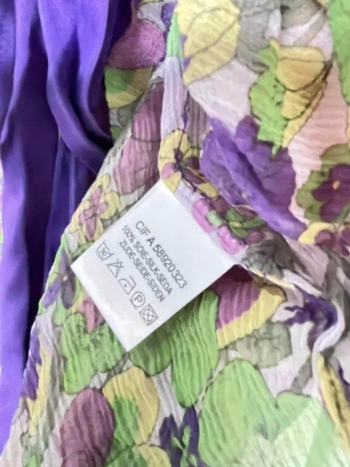 Deux blouses en soie - photo numéro 9