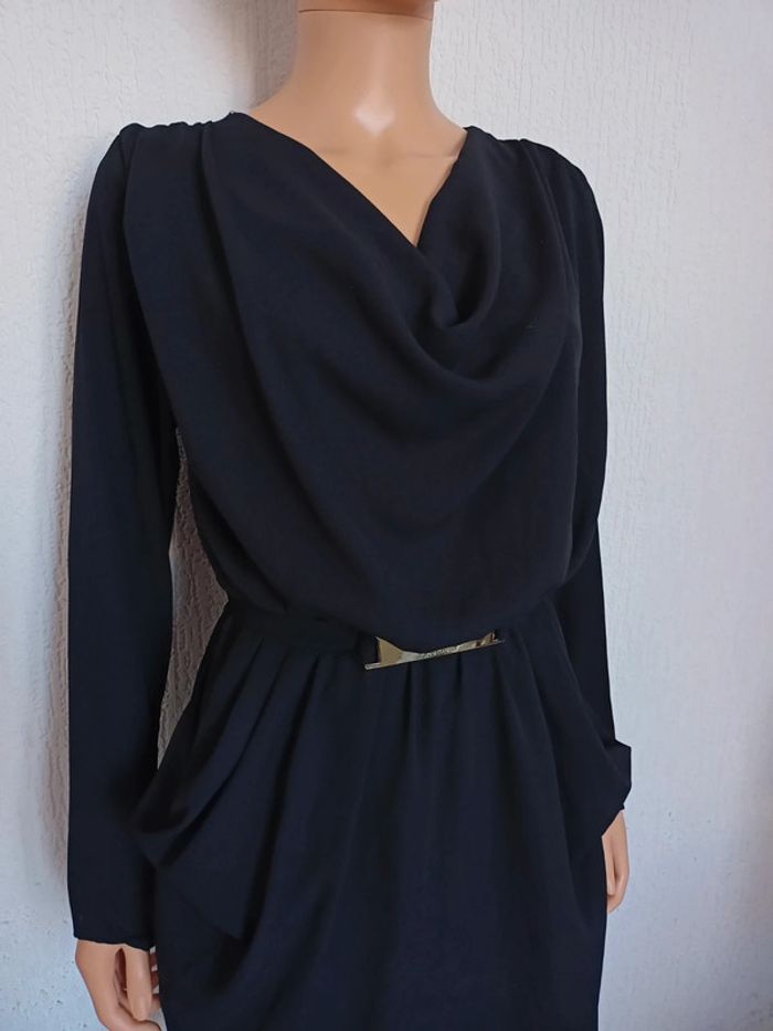 Robe noire plissée S - photo numéro 2