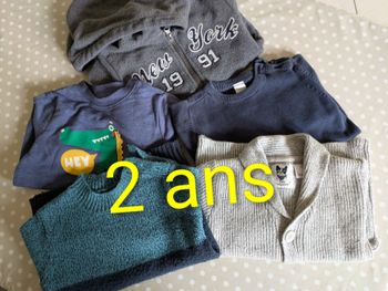 Lot de 5 pulls sweats 2 ans garçon