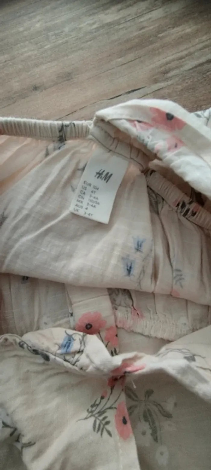 Robe crème fleurie fille H&M - photo numéro 2