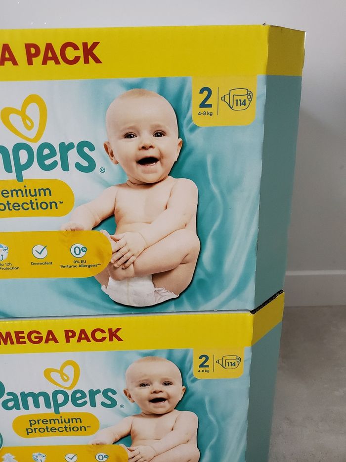Lot de 2 cartons de couches pampers premium protection taille 2 - photo numéro 2