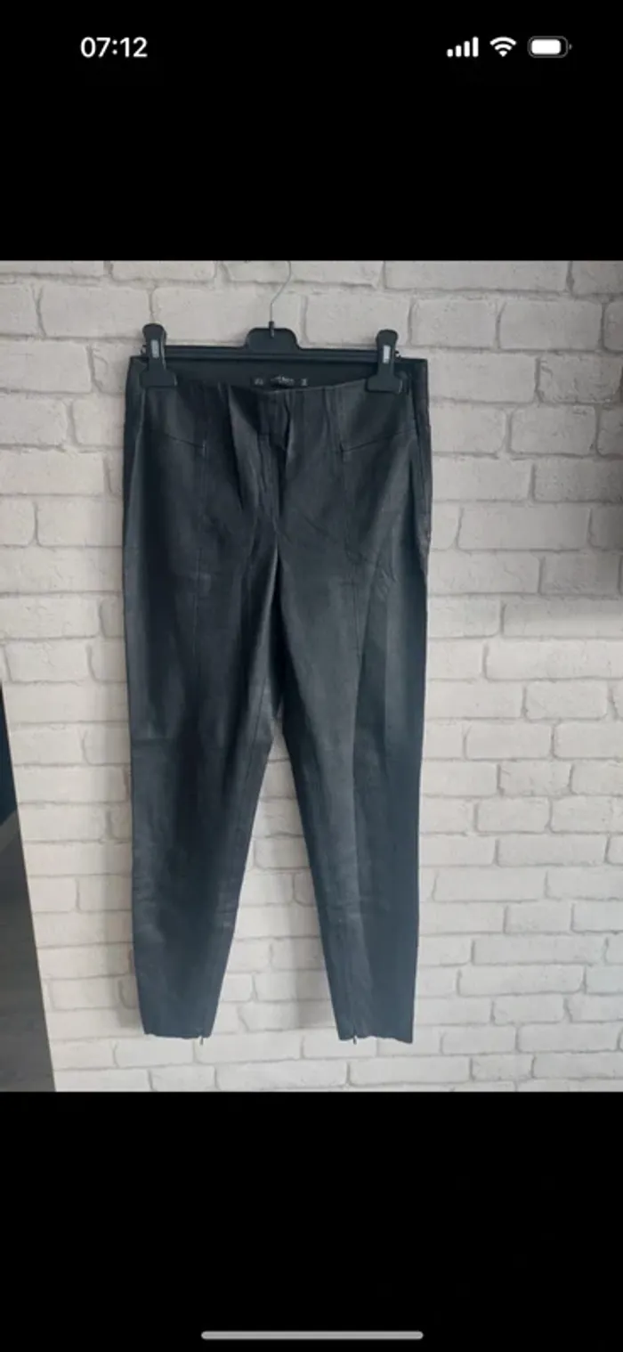 Pantalon effet cuir Zara taille S