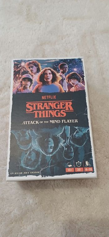Jeu Stranger things neuf boîte scellée 10+