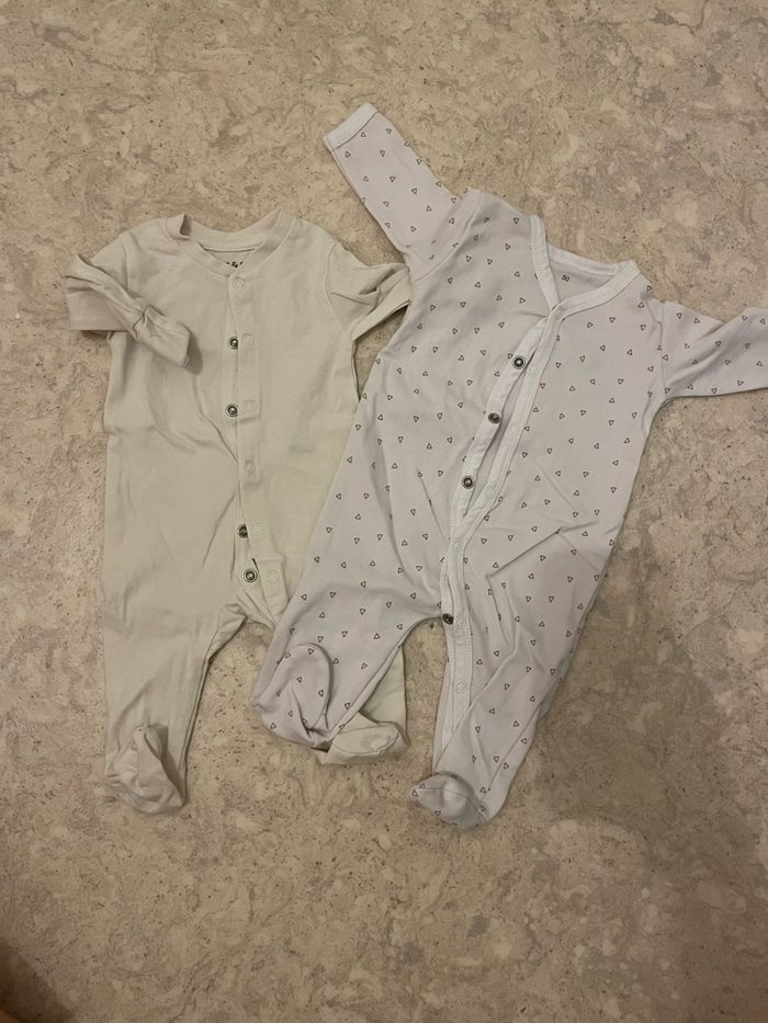 Lot 2 pyjamas léger 1M