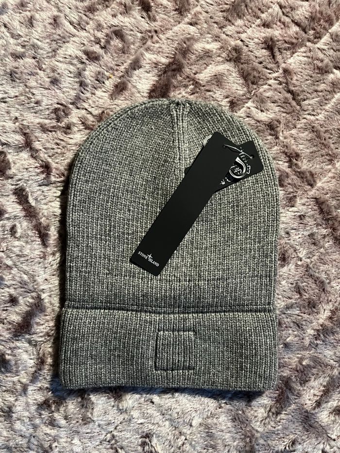 Bonnet Stone Island - photo numéro 3