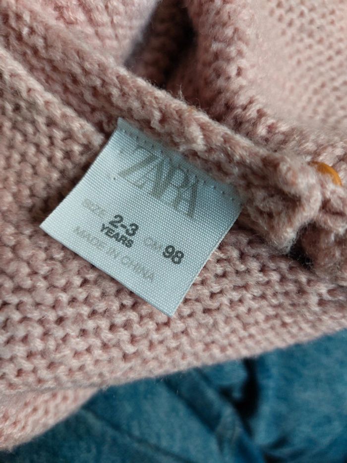 Pull Zara vieux rose Taille 2-3 ans - photo numéro 4
