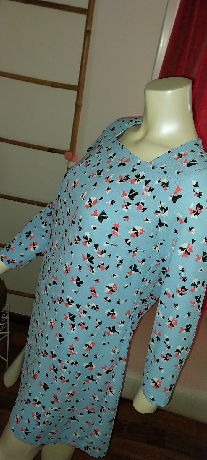 Robe printanière fleurie neuve by Naf Naf Taille 36 neuve - photo numéro 6