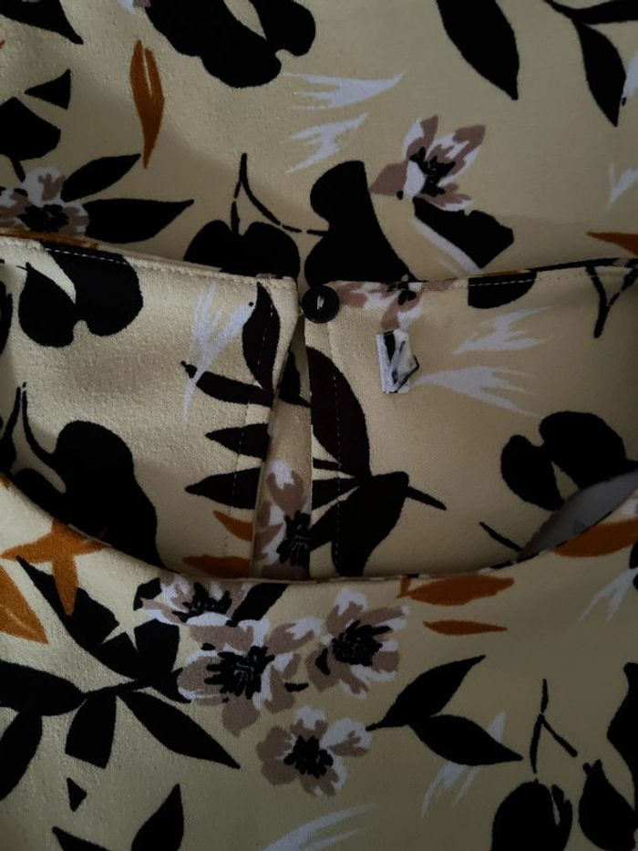 Débardeur jaune - photo numéro 6