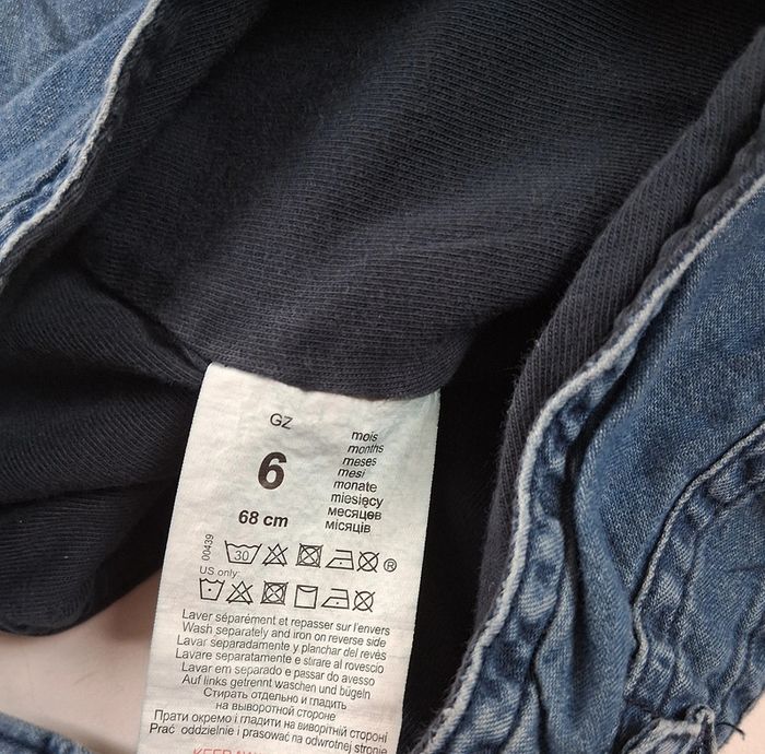 Salopette en jean's taille 6 mois - photo numéro 3