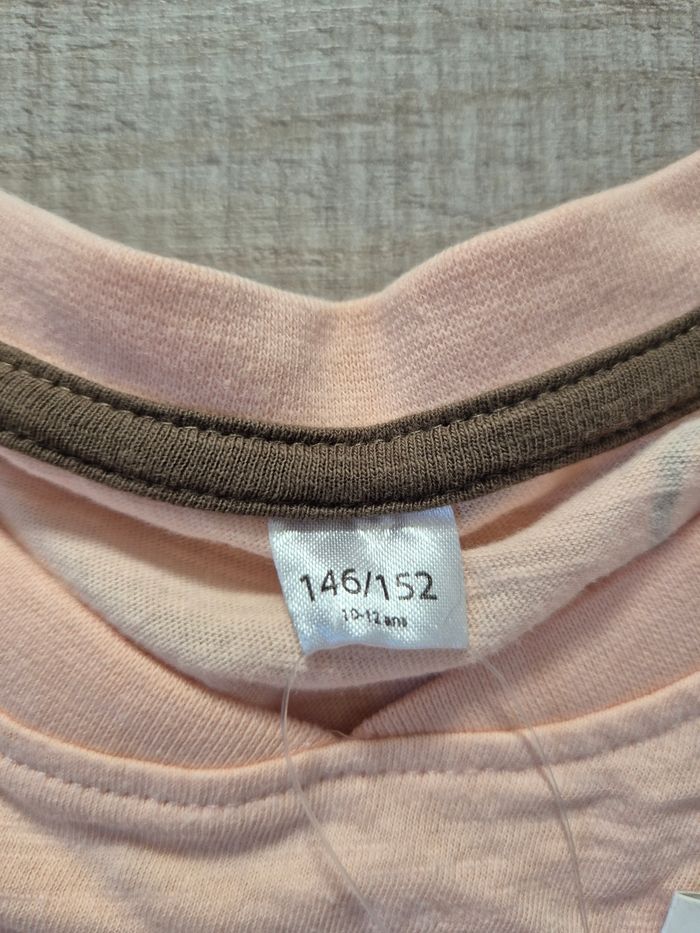 T shirt neuf fille 10/12 ans - photo numéro 3