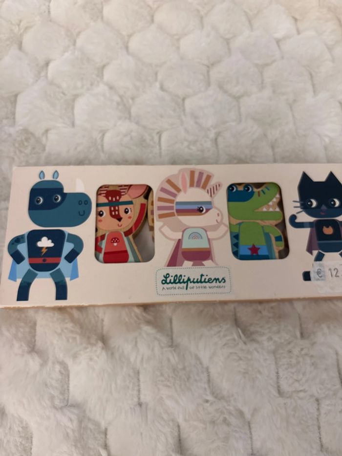 Figurines en bois